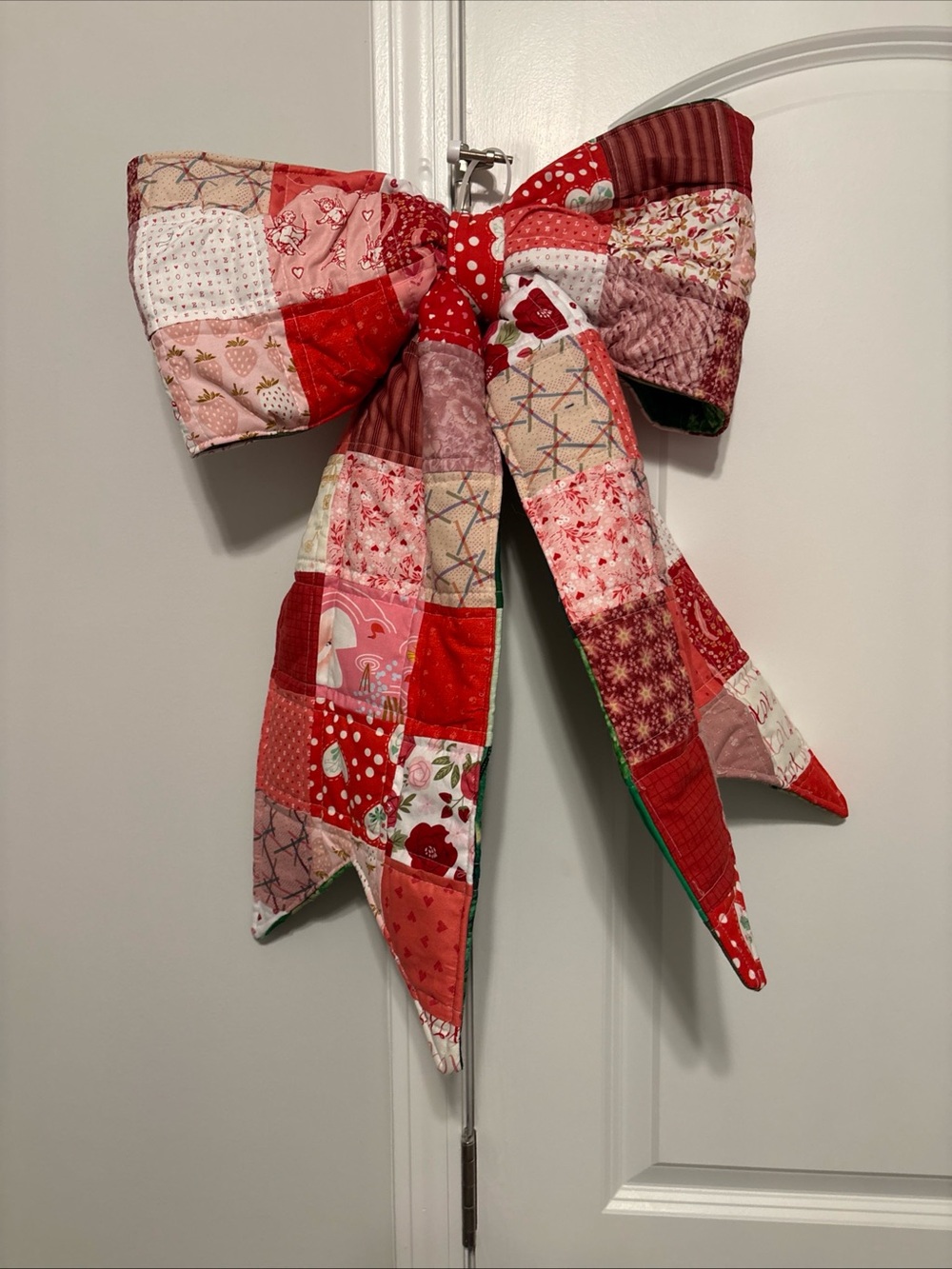 Big Reversible Bow Door Hanger-VDay and St. Pattys Day. Handmade!